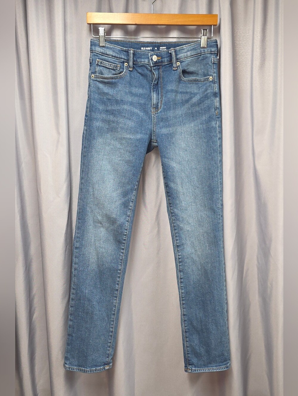 Old Navy Boy's Skinny Built-In Flex Blue Jeans With Adjustable Waist